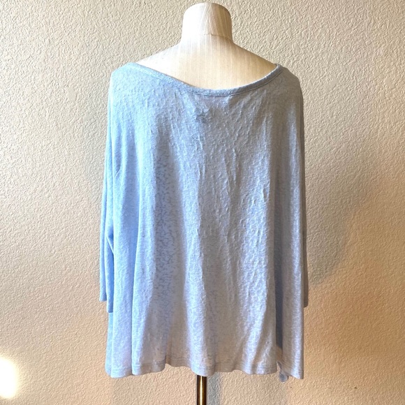 NWT Veronica M light blue keyhole asymmetrical top - Picture 3 of 7